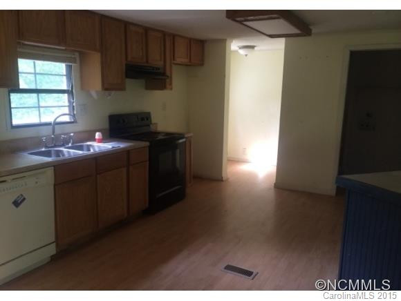 594 King Road - Photo 6