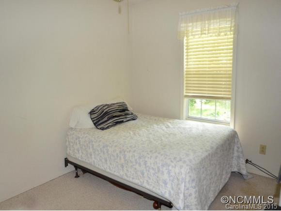8 Vail Court - Photo 12