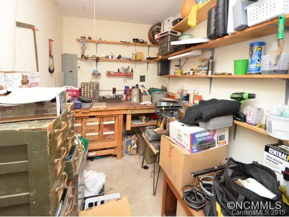 8 Vail Court - Photo 17