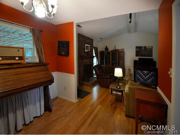 8 Vail Court - Photo 5