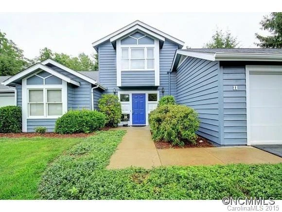 11 Laurel Place Drive