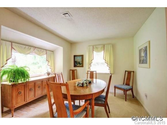 11 Laurel Place Drive - Photo 4
