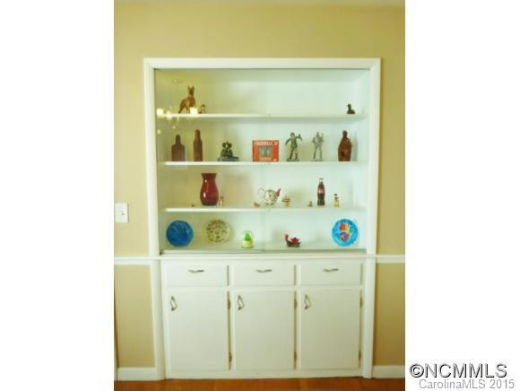 412 WHISPERING HILLS Drive - Photo 5