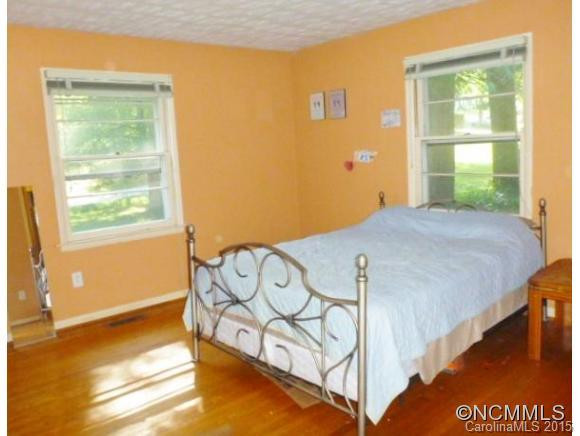 412 WHISPERING HILLS Drive - Photo 6