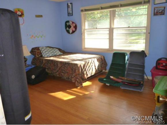 412 WHISPERING HILLS Drive - Photo 7
