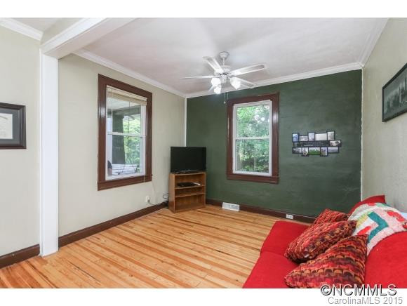 328 Sulphur Springs Road - Photo 2