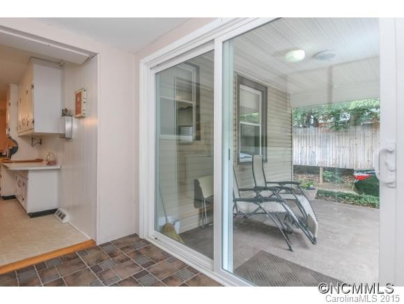 328 Sulphur Springs Road - Photo 11