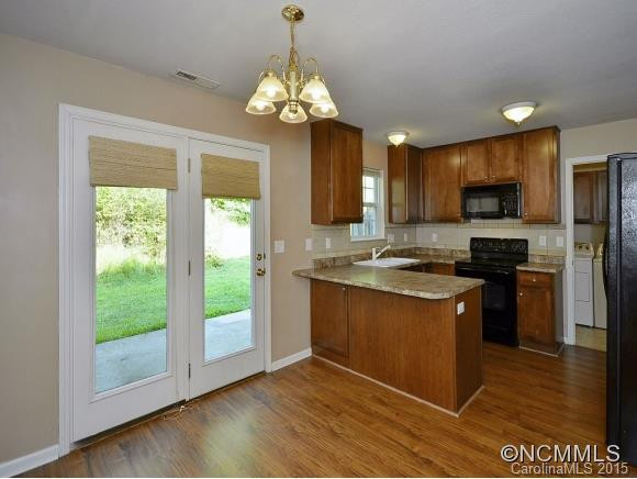 244 FARINGTON CIRCLE - Photo 3