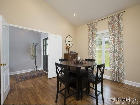 339 Scarlet Tanager Court - Photo 5