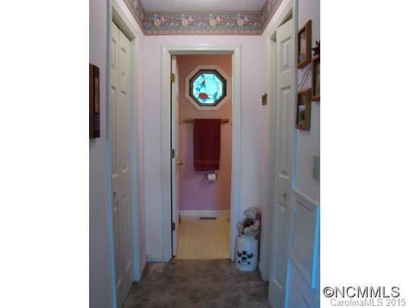 938 Lamb Mountain Road - Photo 11