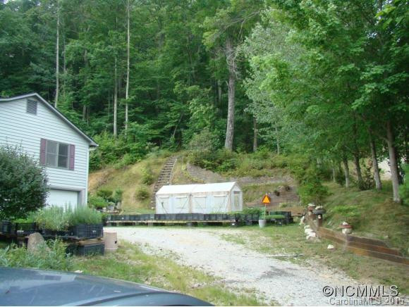 938 Lamb Mountain Road - Photo 20