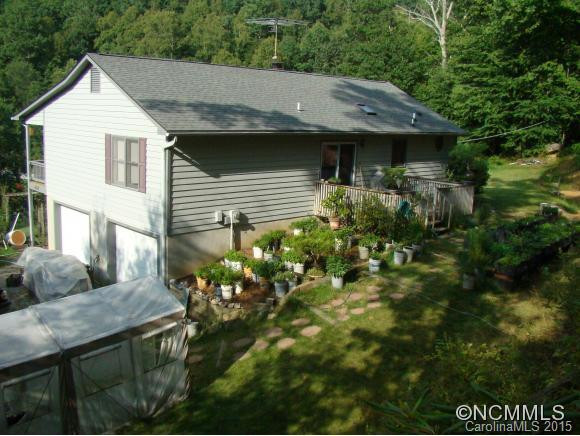 938 Lamb Mountain Road - Photo 3