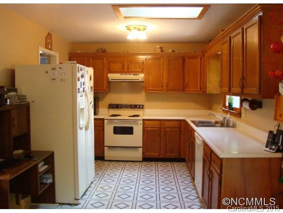 938 Lamb Mountain Road - Photo 8