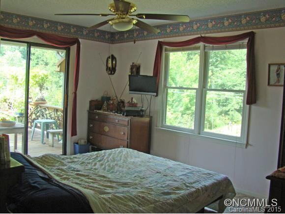 938 Lamb Mountain Road - Photo 10