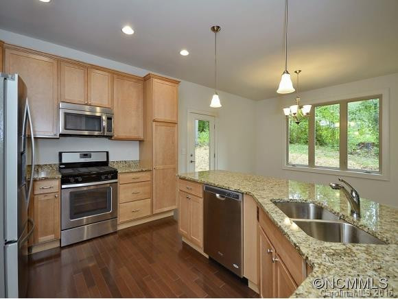11 BROADMOOR DRIVE - Photo 6