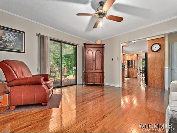 32 LOG CABIN - Photo 13
