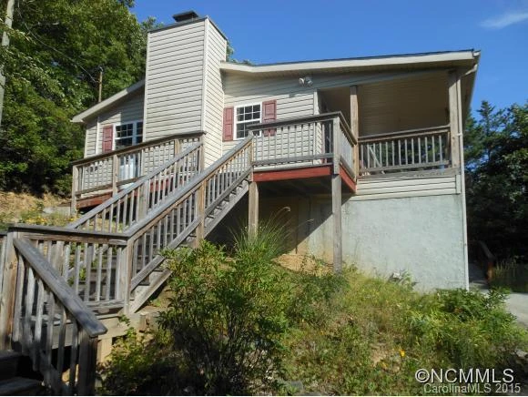 16 Glencairn Heights