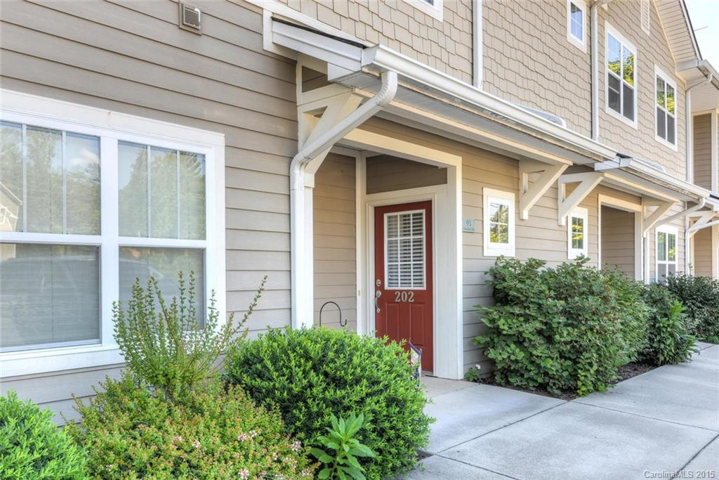 93 Foxden Drive #202
