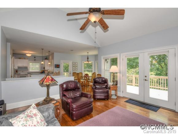 193 Nestlewood Trail - Photo 7