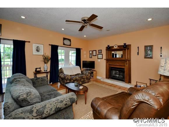 2 Hampton Drive - Photo 6