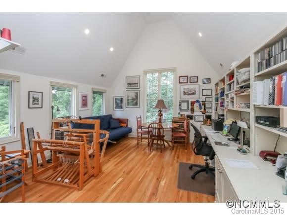 26 Sylvan Avenue - Photo 15