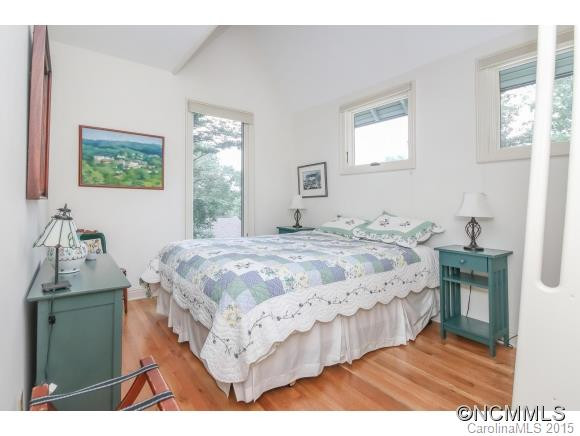 26 Sylvan Avenue - Photo 16