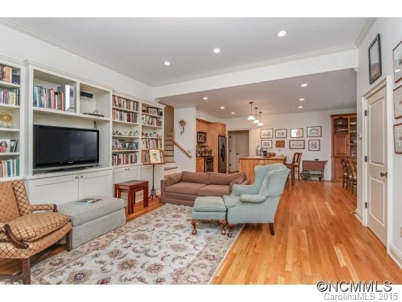 26 Sylvan Avenue - Photo 3