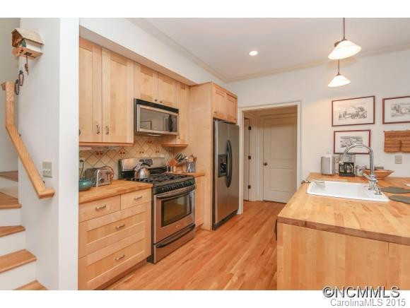 26 Sylvan Avenue - Photo 6