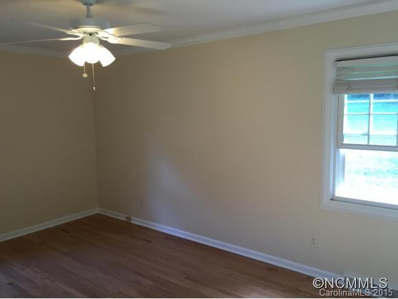 #3 Southwicke Place - Photo 9
