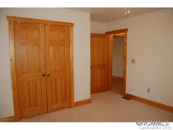 400 Chestnut Cove Drive - Photo 11