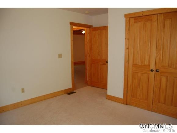 400 Chestnut Cove Drive - Photo 10