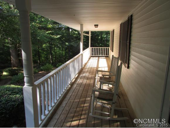 22 Armstrong - Photo 3