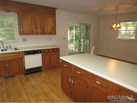 22 Armstrong - Photo 4