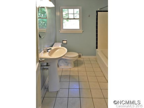 8 Reese Road - Photo 21