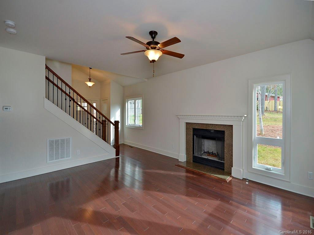9 BROADMOOR DRIVE - Photo 6