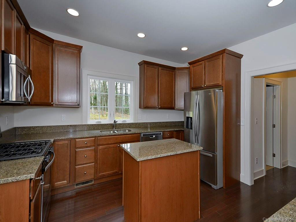 9 BROADMOOR DRIVE - Photo 8