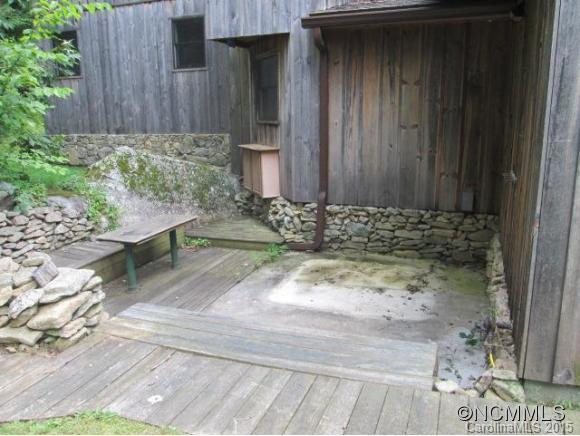 409 Howard Moore Road - Photo 3