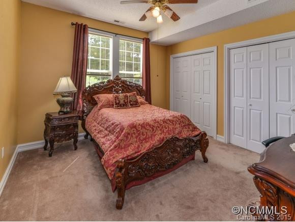 203 GREEN MEADOWS LANE - Photo 18