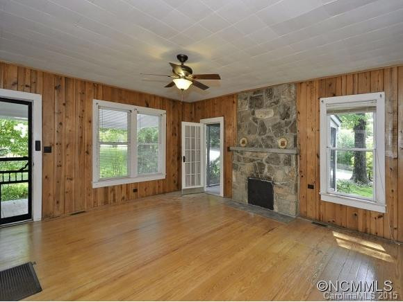 1305 HYMAN AVENUE - Photo 2