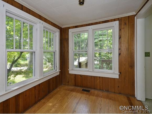 1305 HYMAN AVENUE - Photo 4