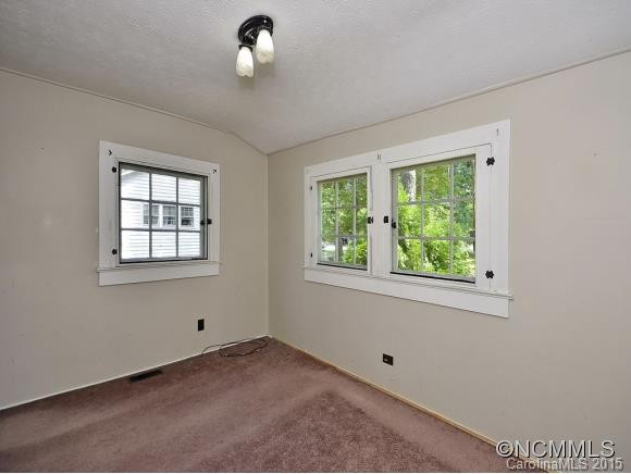 1305 HYMAN AVENUE - Photo 6