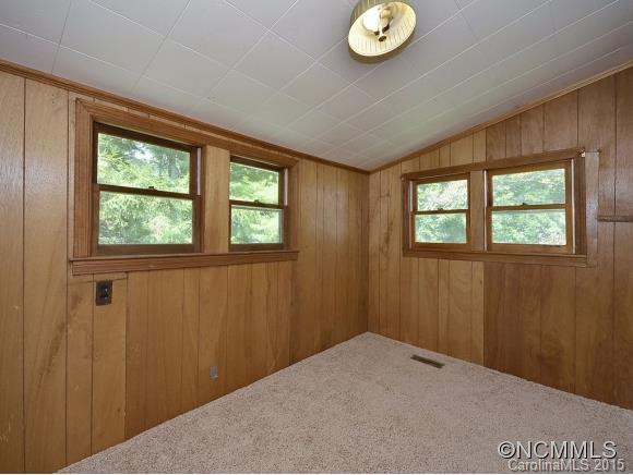 1305 HYMAN AVENUE - Photo 9