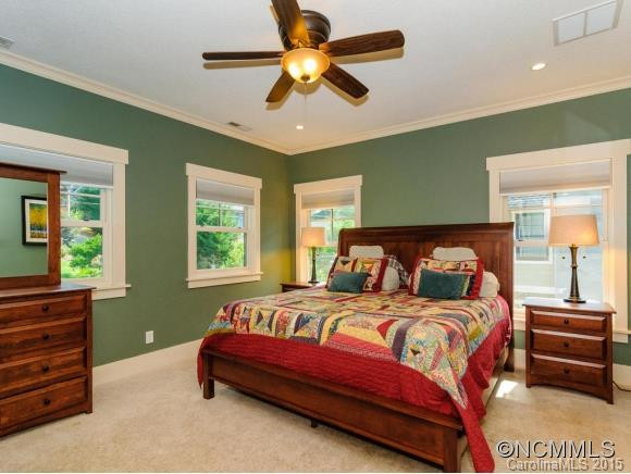 27 Thurland Ave - Photo 11