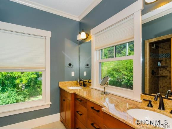 27 Thurland Ave - Photo 12