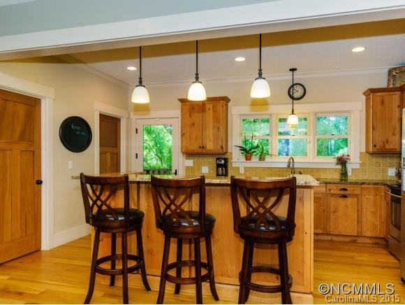 27 Thurland Ave - Photo 10