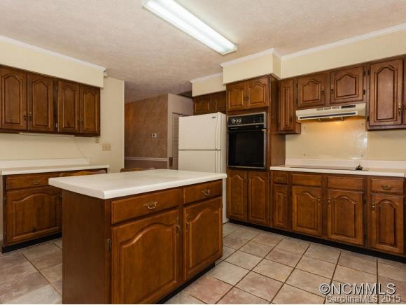 441 Hillcrest Circle - Photo 8