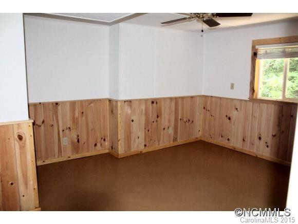 960 Unahala Creek Road - Photo 11