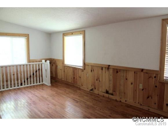 960 Unahala Creek Road - Photo 5