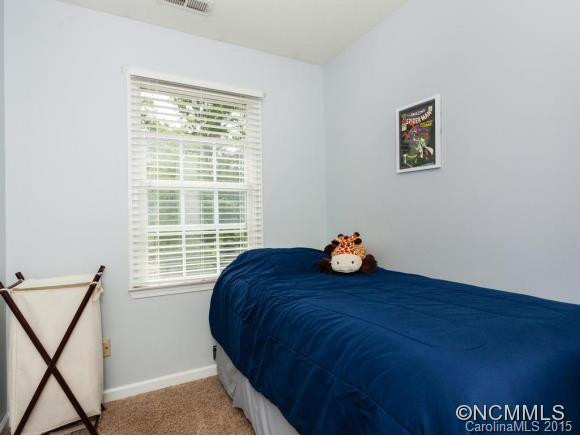33 Graceland Place - Photo 13
