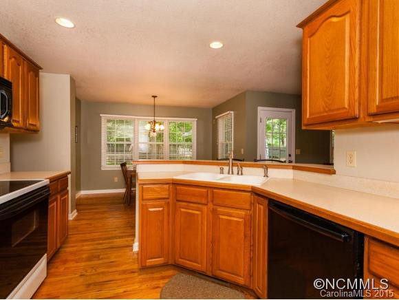 33 Graceland Place - Photo 5